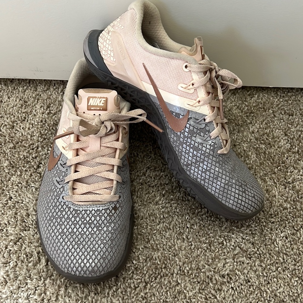 Nike Metcon silver and pink shoes